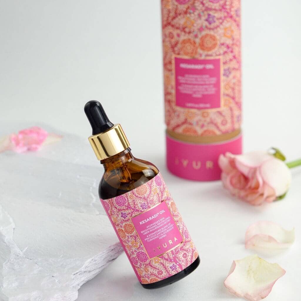 kesaradi-oil-face-oil-moisturizer-for-dry-skin-or-sensitive-skin-natural-skincare-for-glowing-skin-face-oil-iyura-336939.jpg__PID:6a697b9e-f67d-4d80-ac16-5a3fcb76cac1